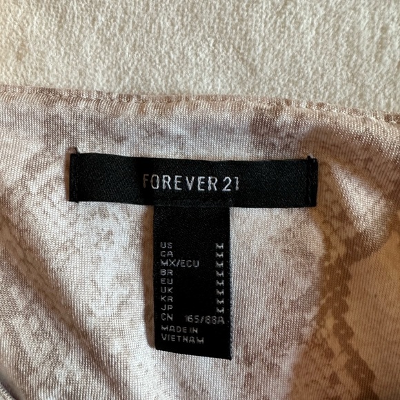 Forever 21 Patterned Tank - Picture 4 of 5